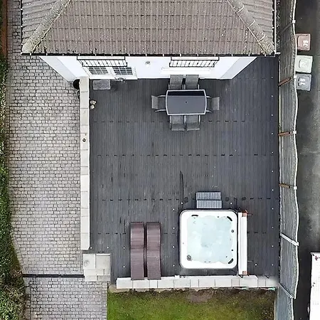 Barwick Retreat Luxury 4 Bed Detached Hot Tub Garden Bar 度假居 利兹